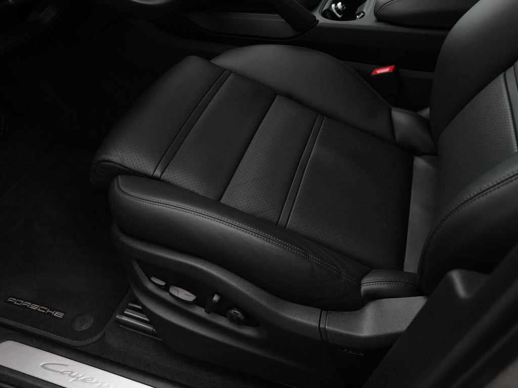 Porsche Cayenne 2024