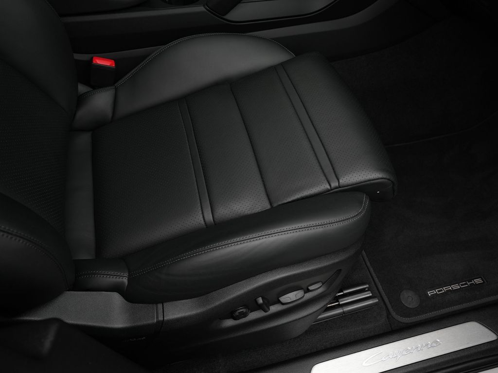 Porsche Cayenne 2024