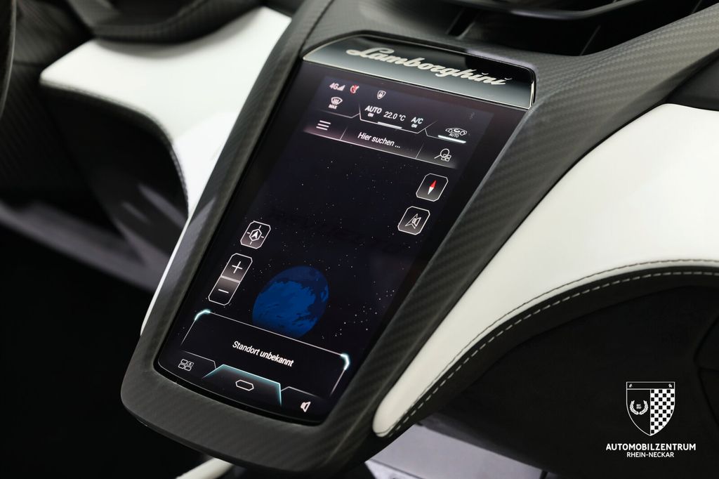 Lamborghini Revuelto 2024