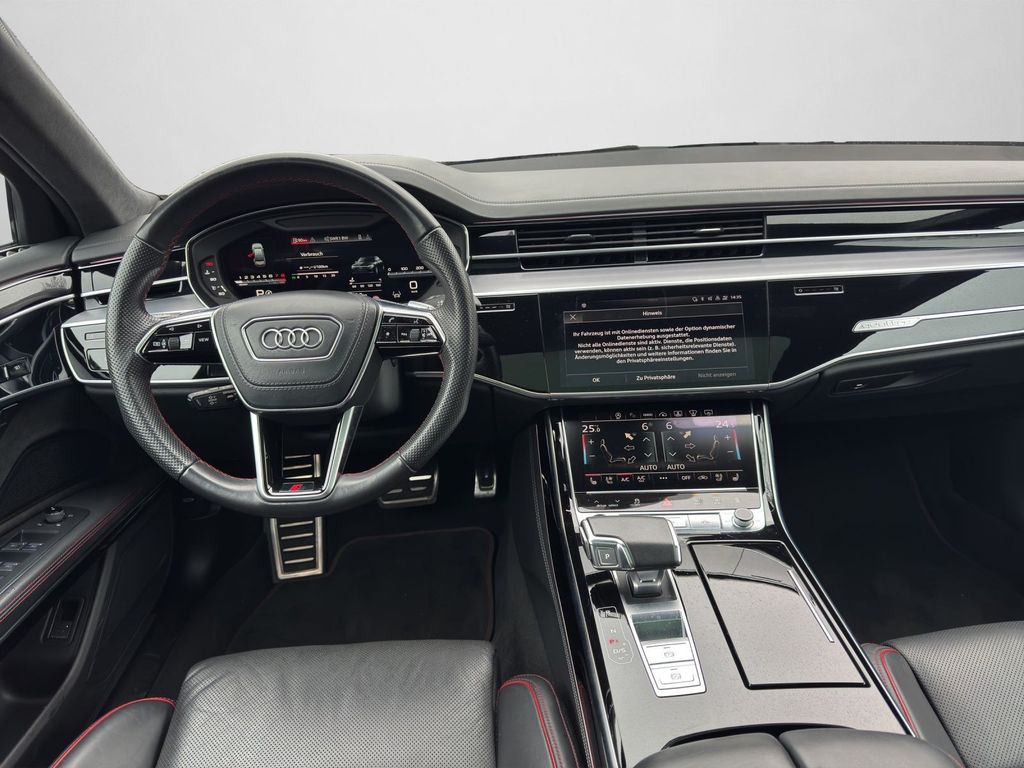 Audi S8 2022