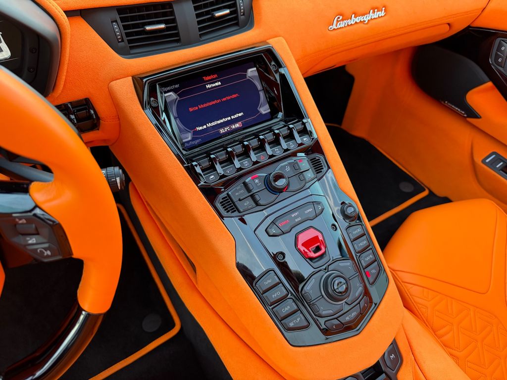 Lamborghini Aventador 2019