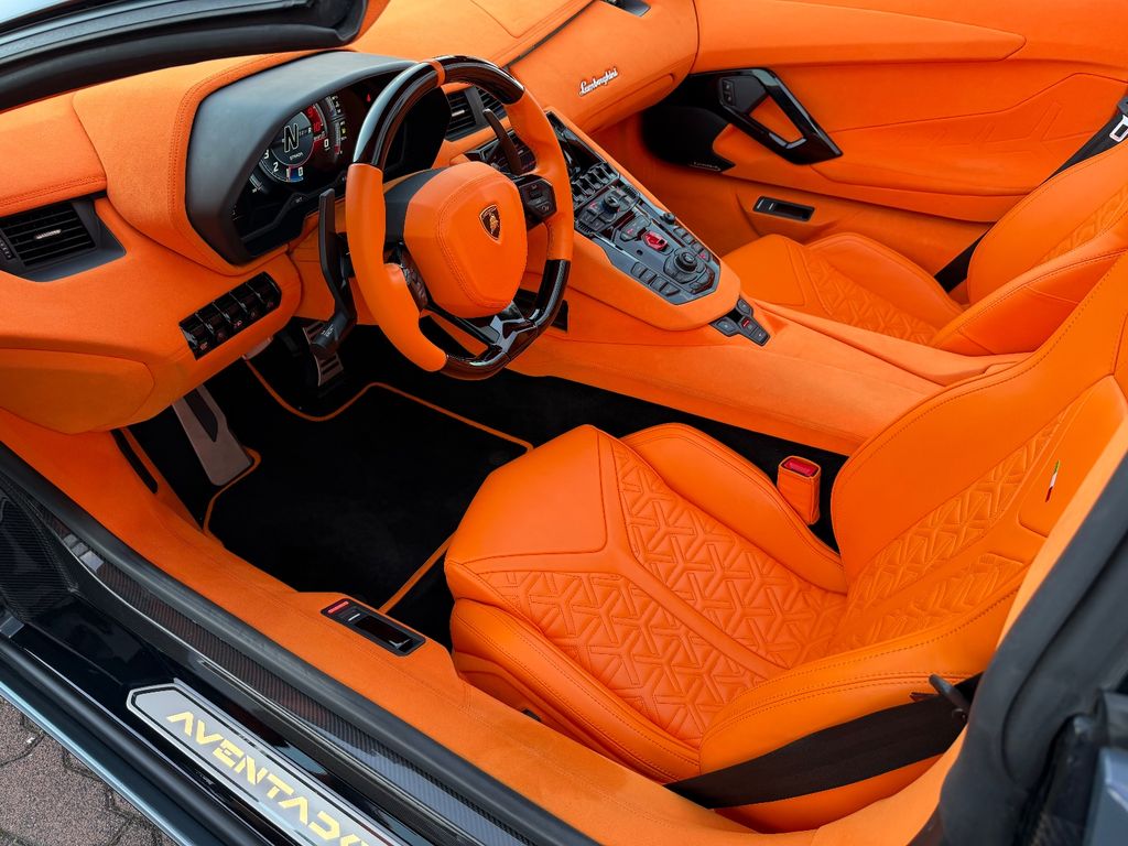 Lamborghini Aventador 2019