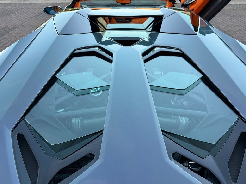 Lamborghini Aventador 2019