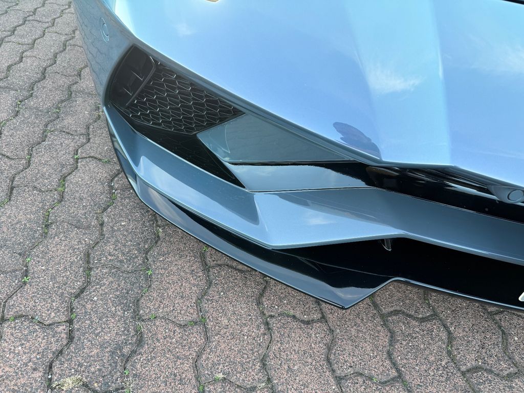 Lamborghini Aventador 2019