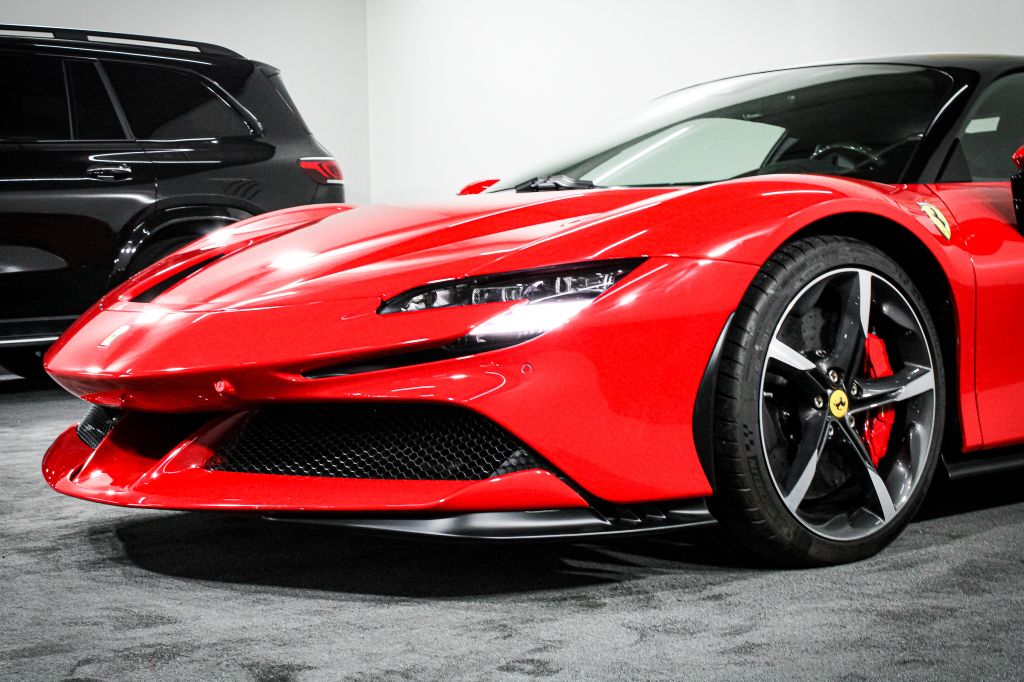 Ferrari SF90