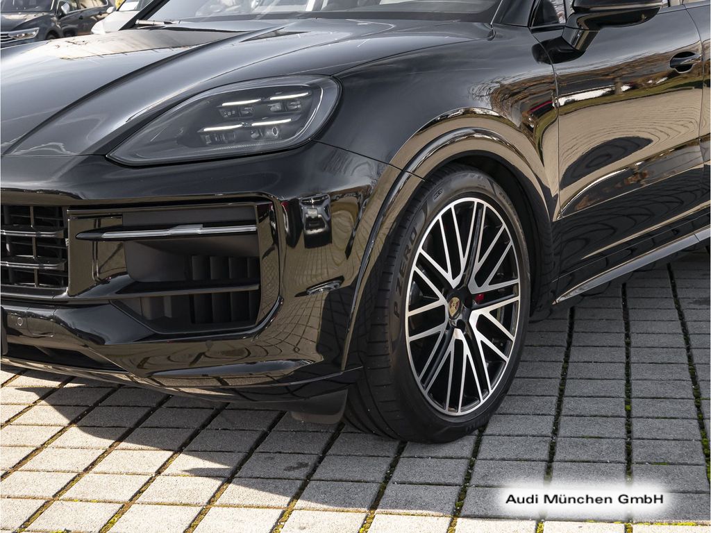 Porsche Cayenne 2024