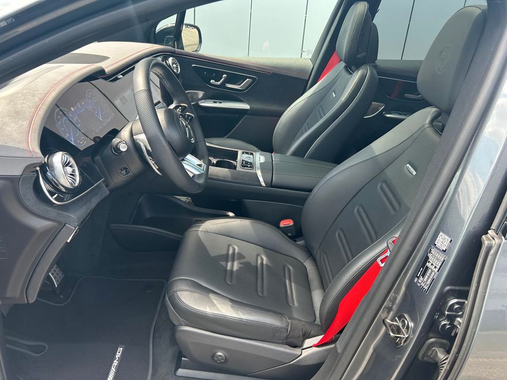 Mercedes-Benz EQE SUV 2023