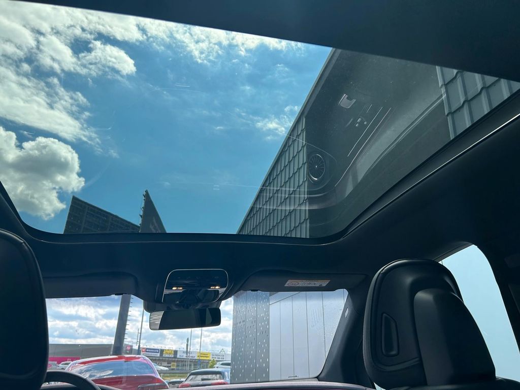 Mercedes-Benz EQE SUV 2023