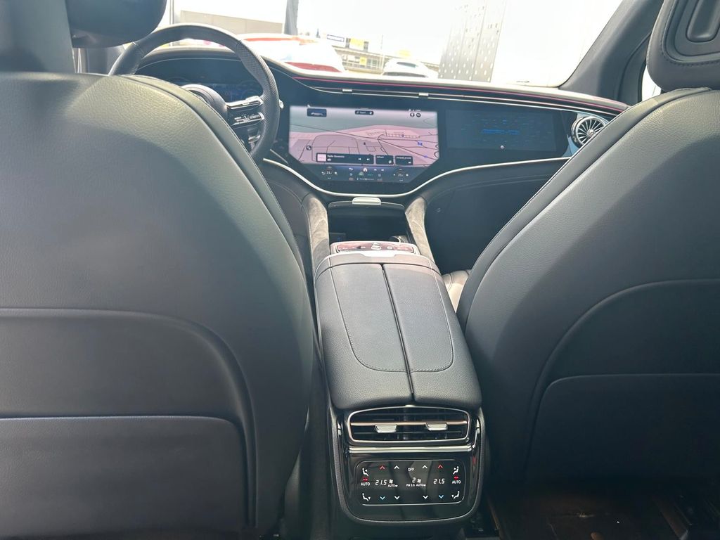 Mercedes-Benz EQE SUV 2023