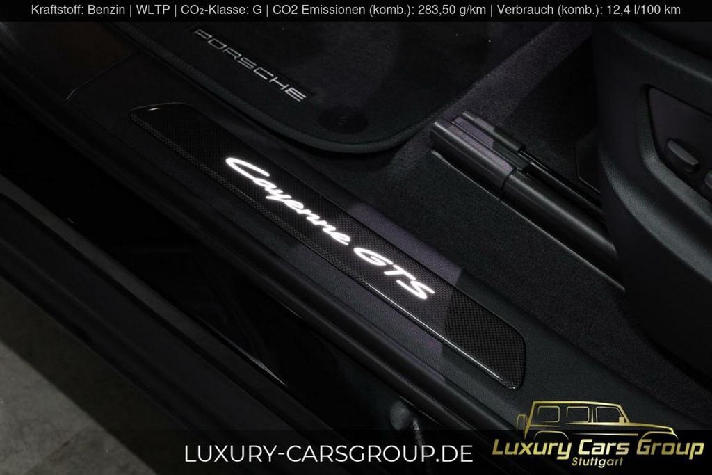 Porsche Cayenne 2025