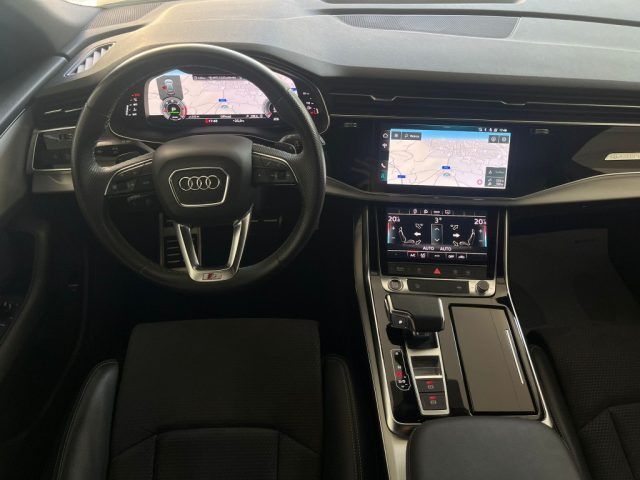 Audi Q8 2022