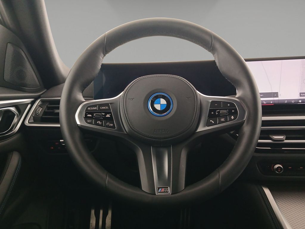 BMW i4 2023