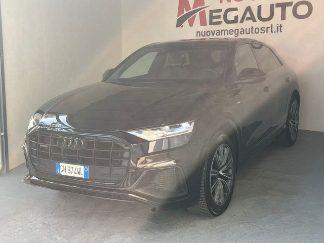 Audi Q8 2022
