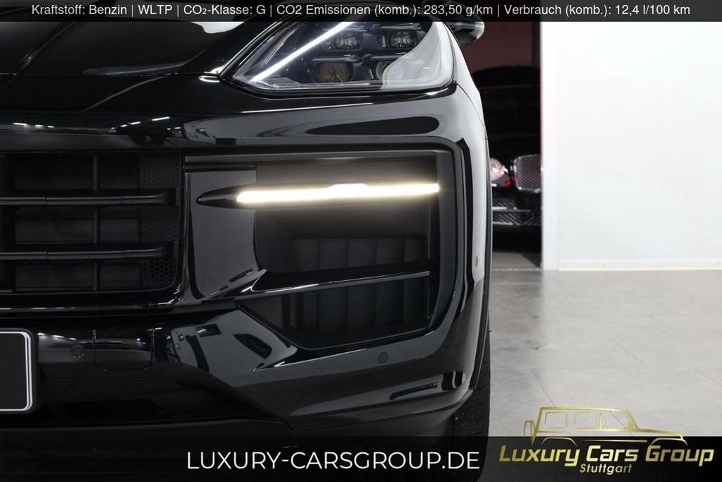 Porsche Cayenne 2025