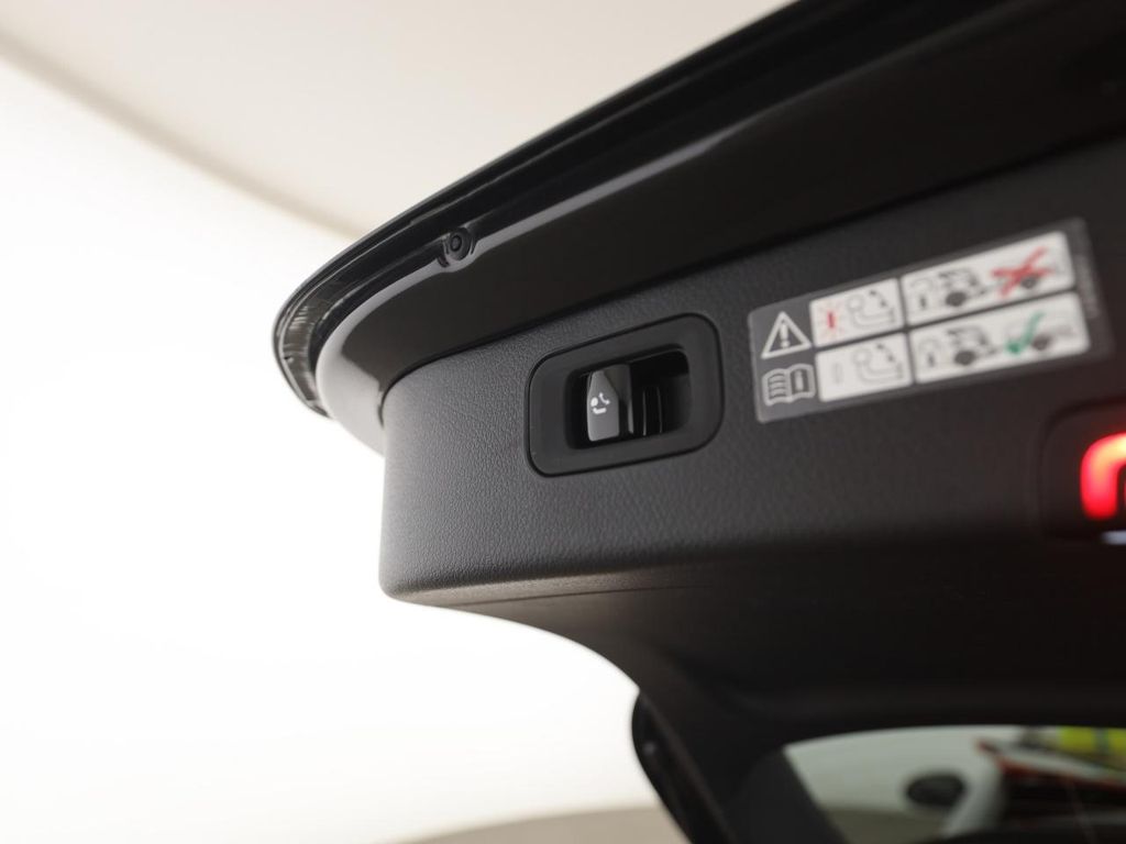 Mercedes-Benz C 220 2026