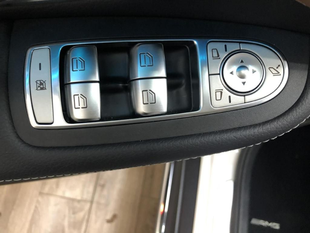 Mercedes-Benz EQC 2023