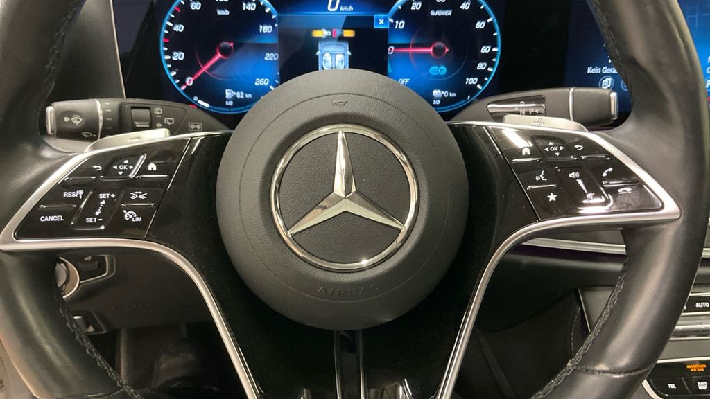 Mercedes-Benz E 300 2022