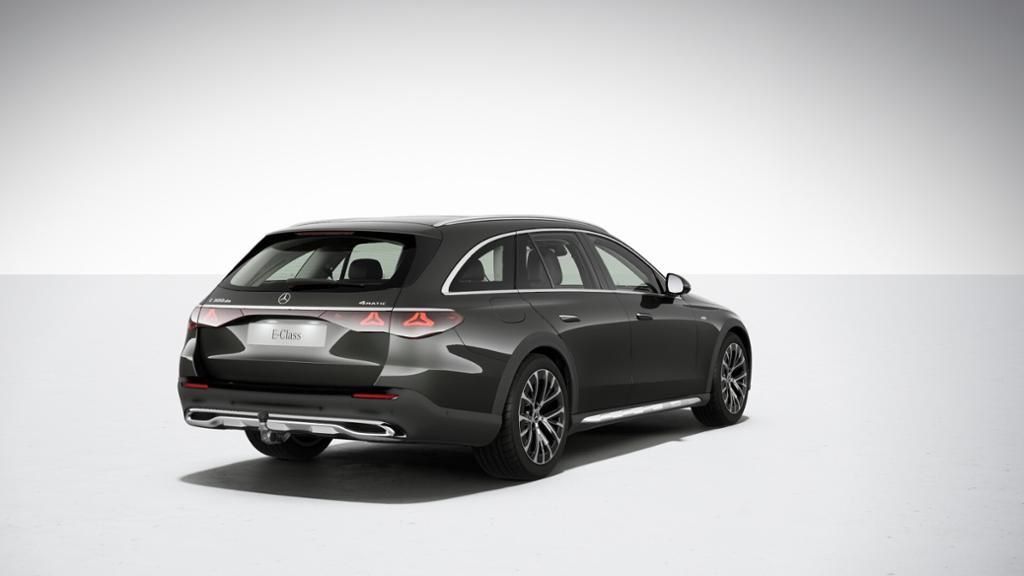 Mercedes-Benz E 300 2025