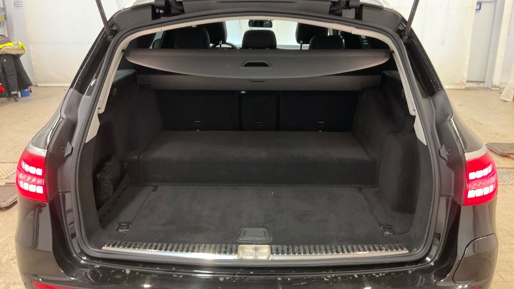 Mercedes-Benz E 300 2022