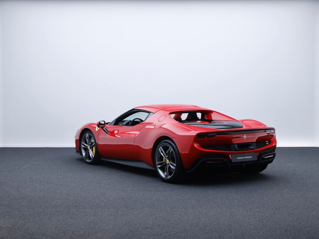 Ferrari 296 GTB 2024