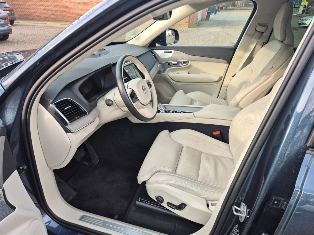 Volvo XC90 2024