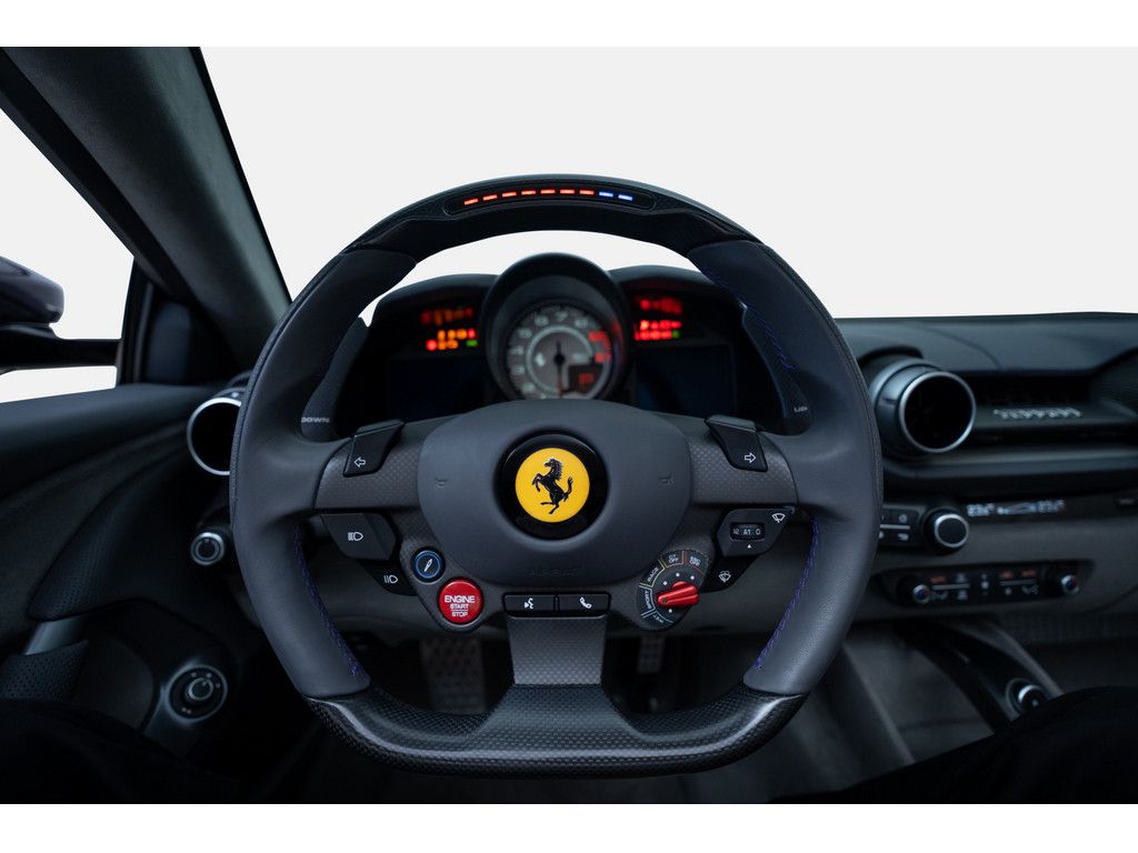 Ferrari 812 2024