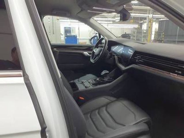 Volkswagen Touareg 2025