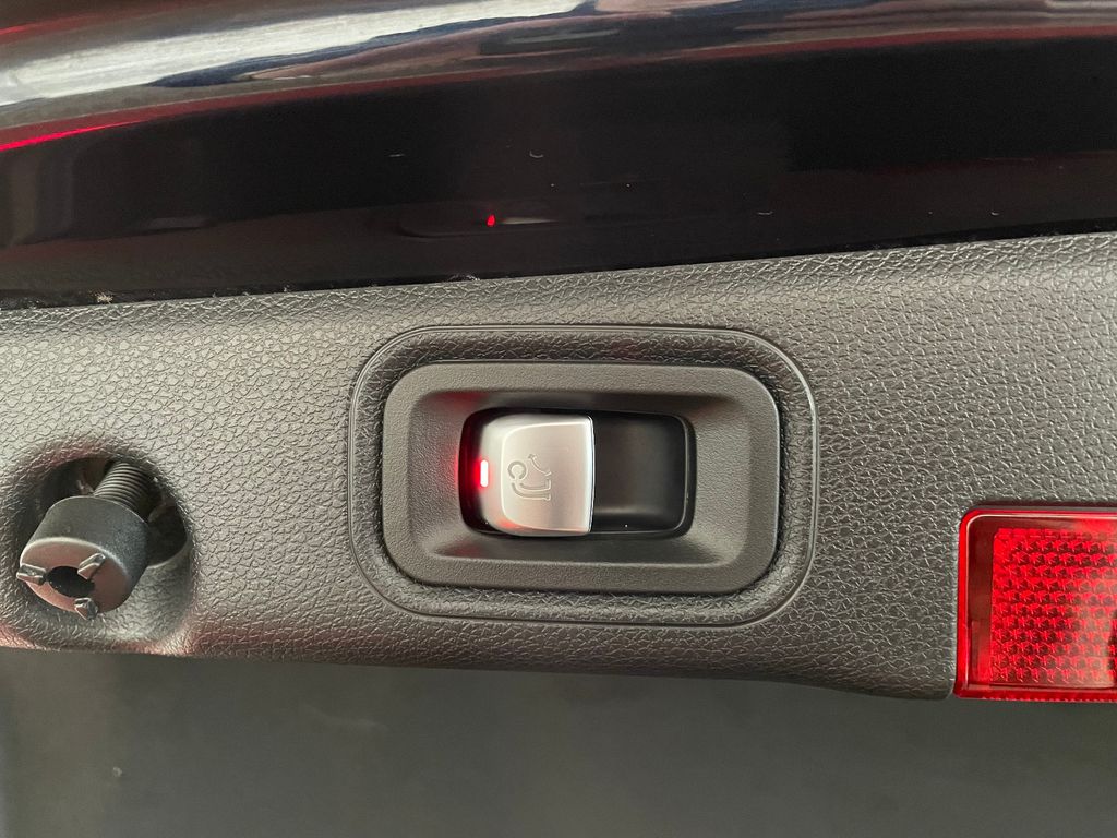 Mercedes-Benz E 300 2022