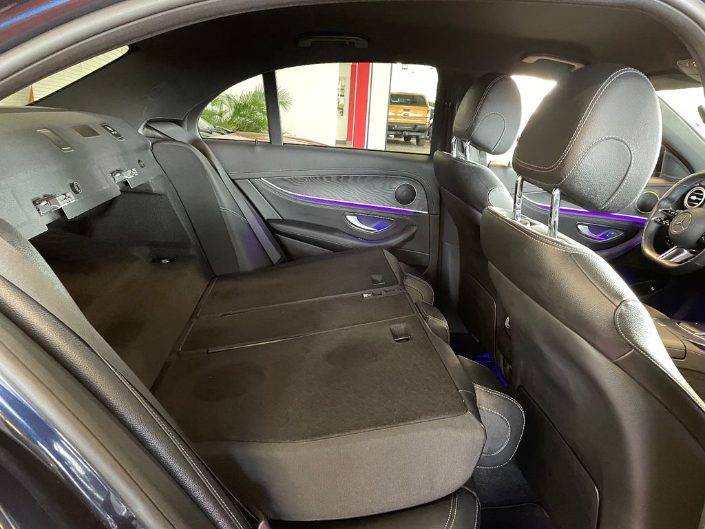 Mercedes-Benz E 300 2022