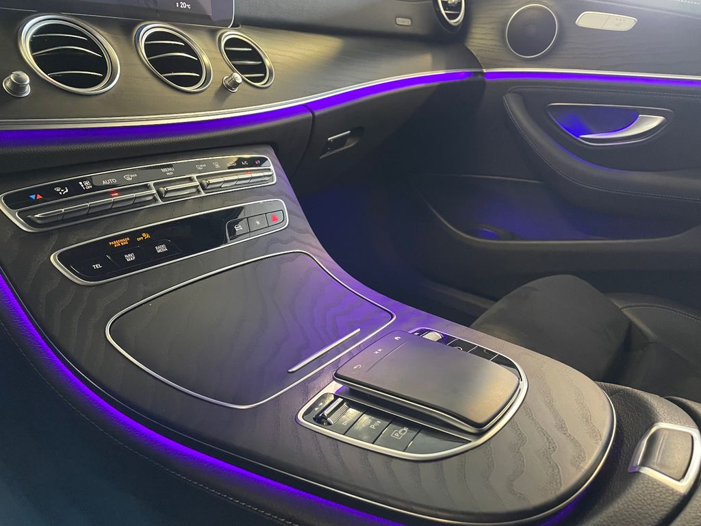 Mercedes-Benz E 300 2022