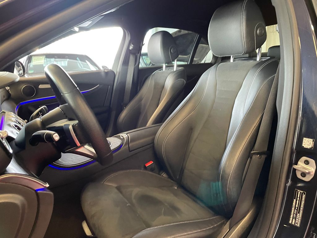 Mercedes-Benz E 300 2022