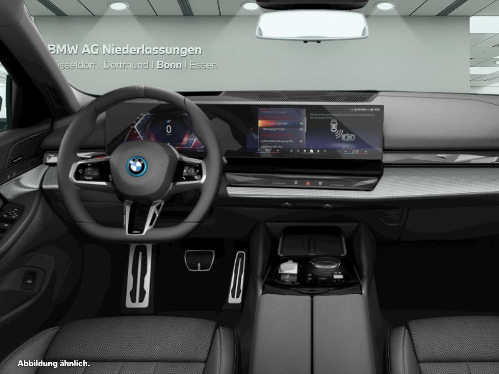 BMW i5 2024