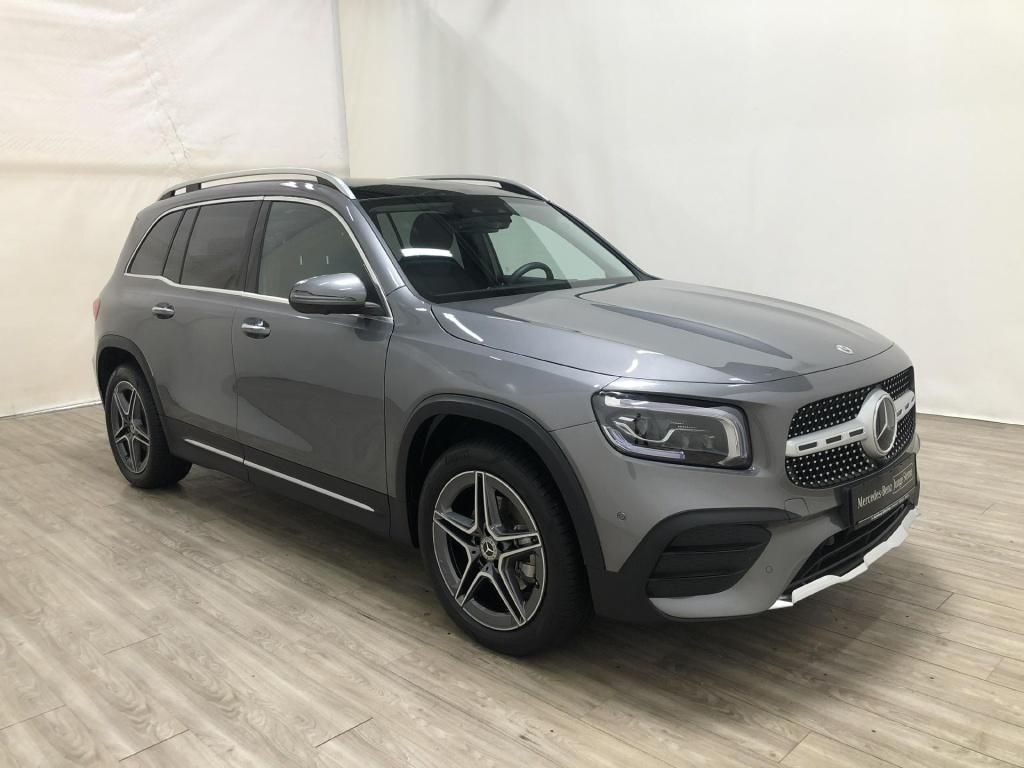 Mercedes-Benz GLB 200 2023