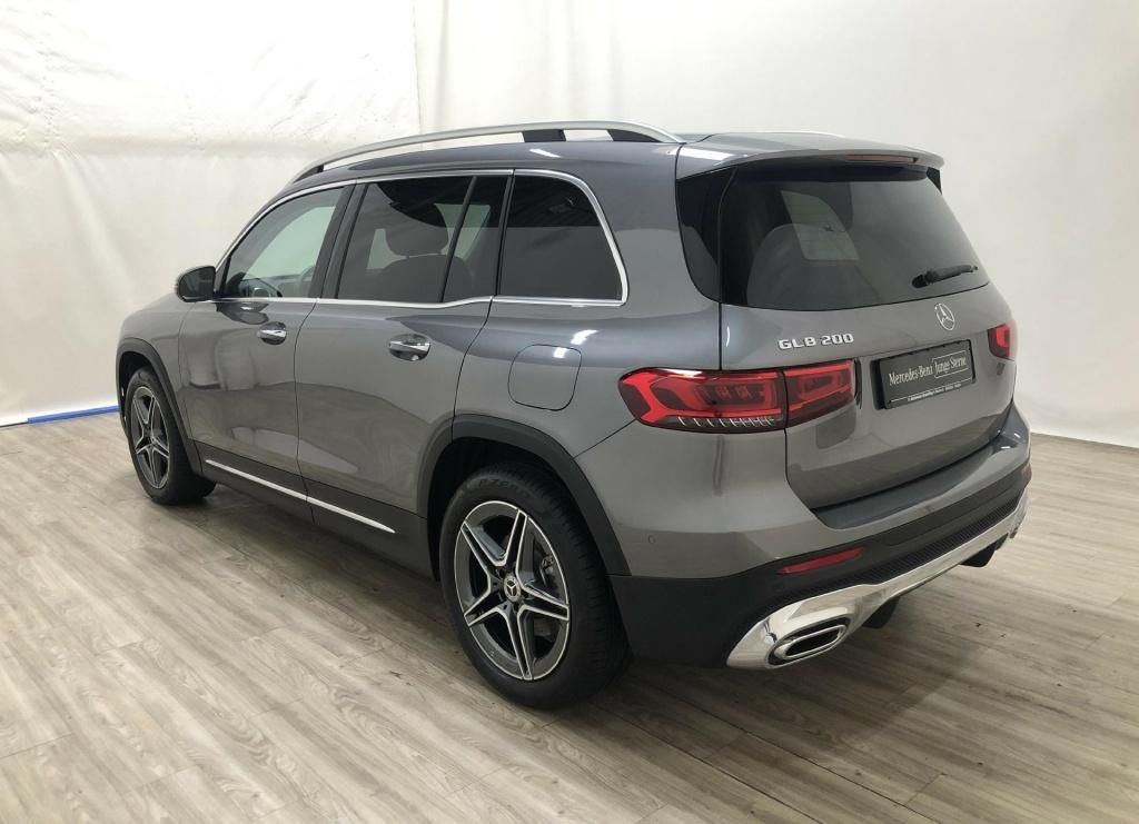 Mercedes-Benz GLB 200 2023