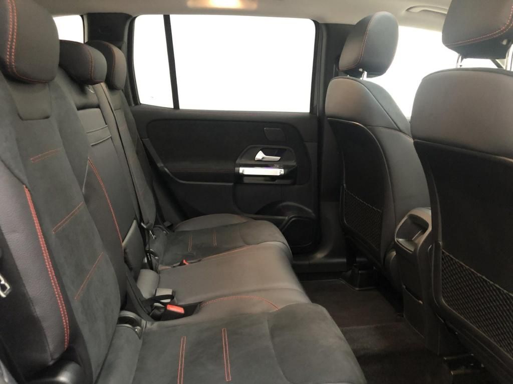 Mercedes-Benz GLB 200 2023