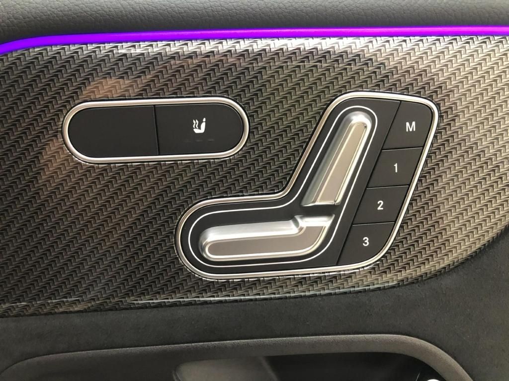 Mercedes-Benz GLB 200 2023