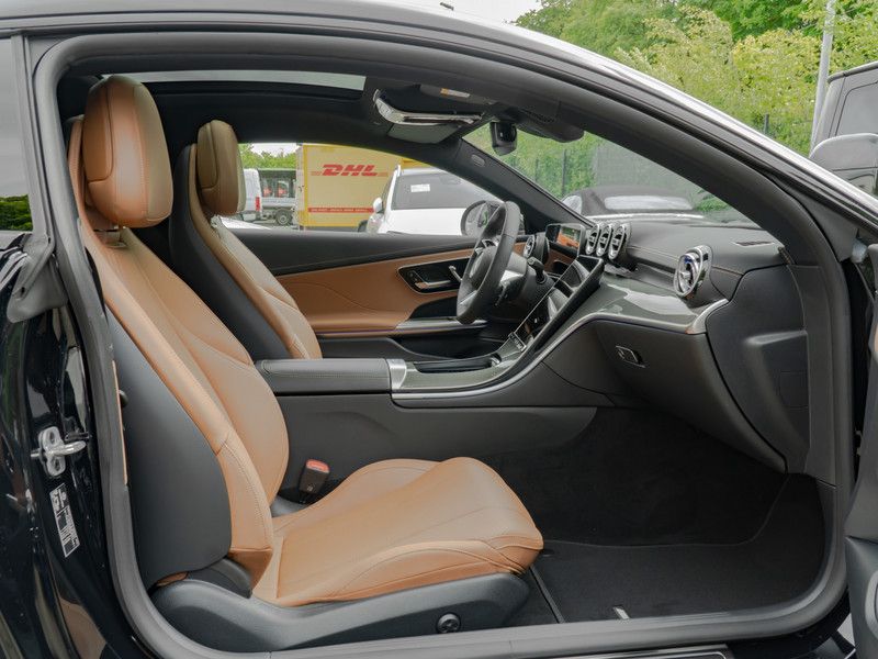 Mercedes-Benz CLE 220 2025