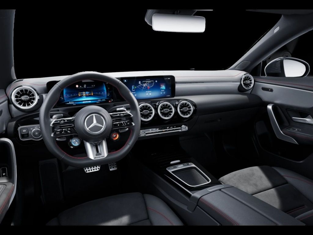 Mercedes-Benz CLA 35 AMG 2024