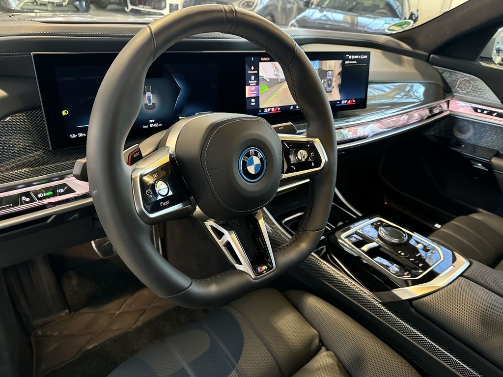 BMW i7 2024
