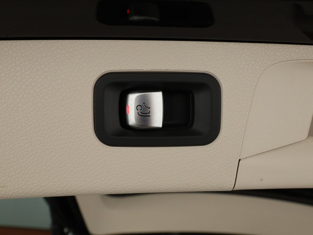 Mercedes-Benz E 300 2021