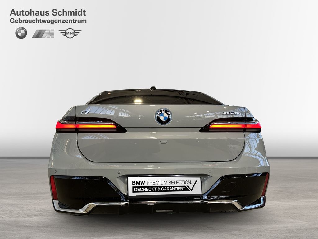 BMW i7 2024