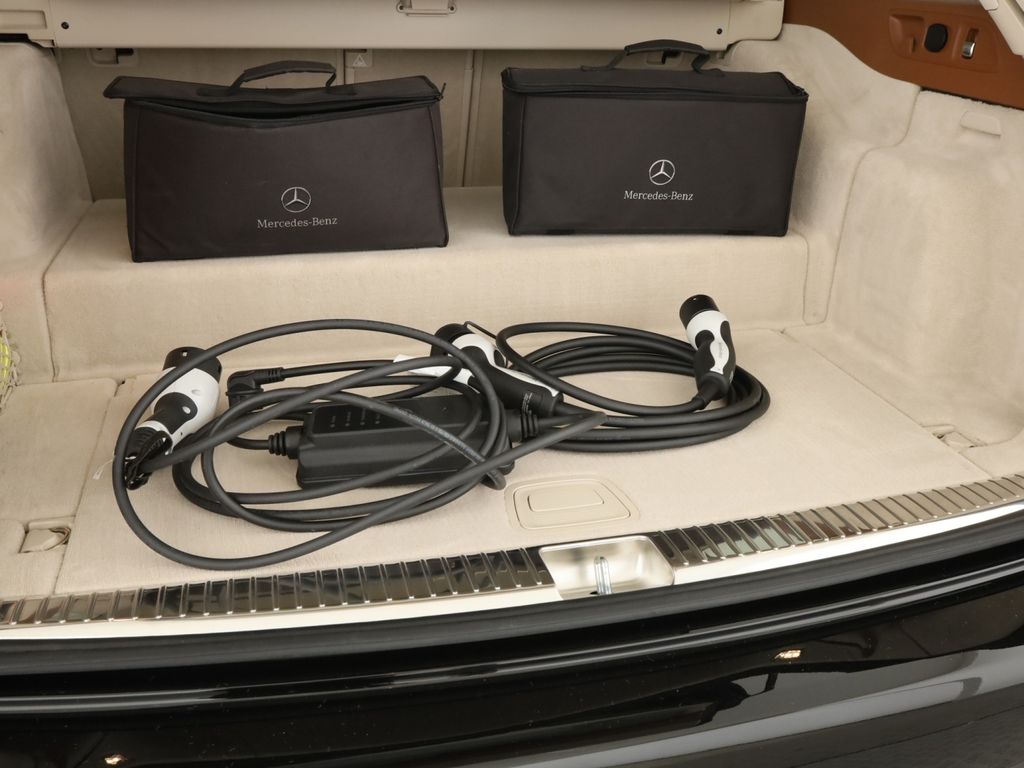 Mercedes-Benz E 300 2021