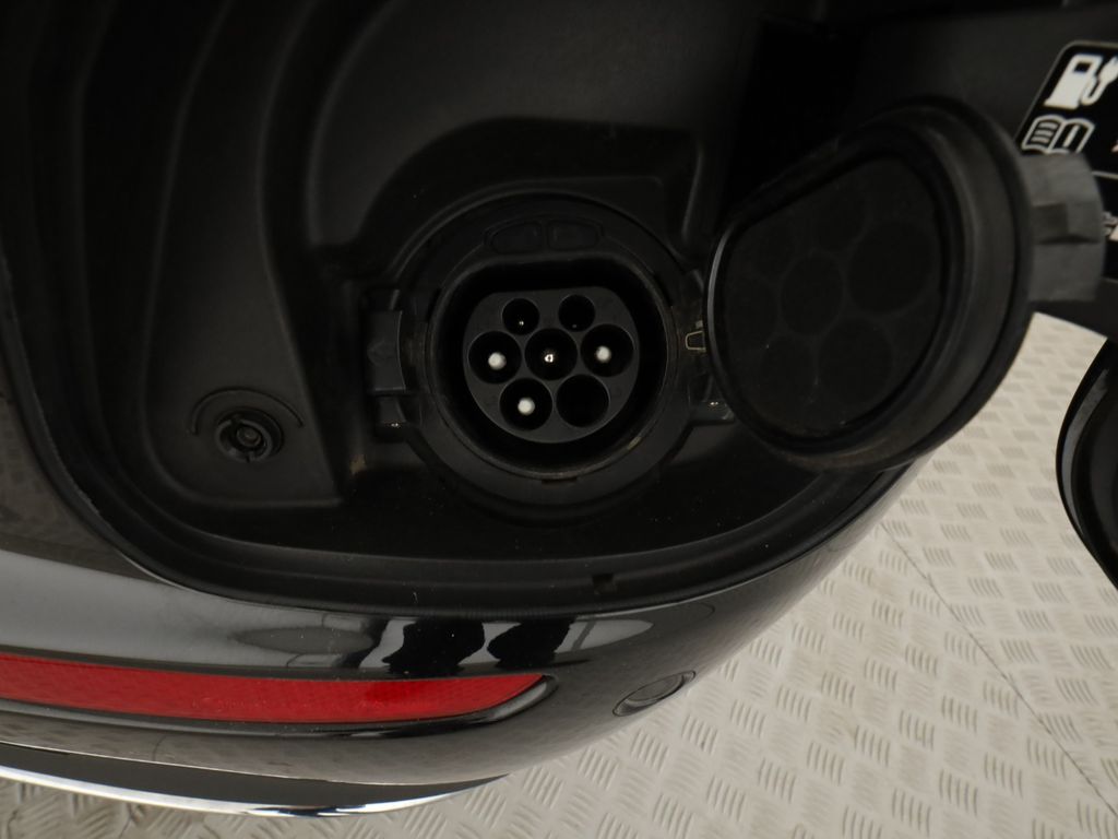 Mercedes-Benz E 300 2021