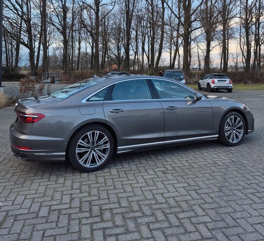 Audi A8 2022