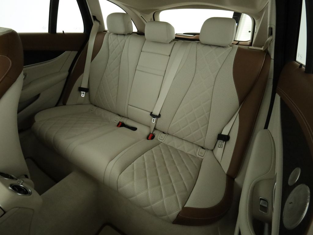 Mercedes-Benz E 300 2021