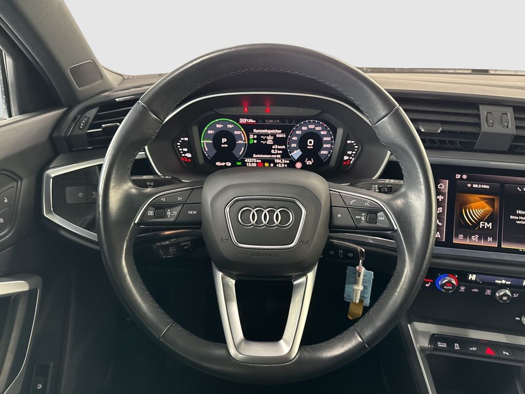 Audi Q3 2021