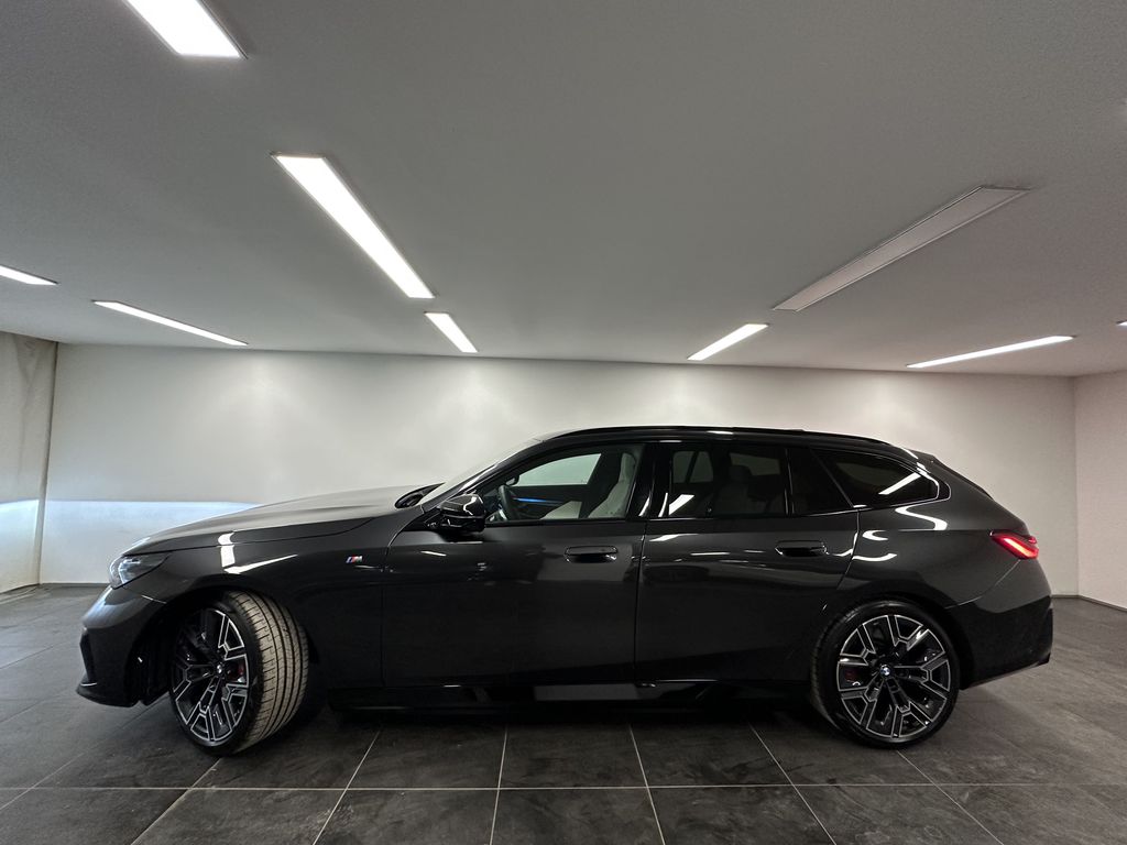 BMW i5 2025