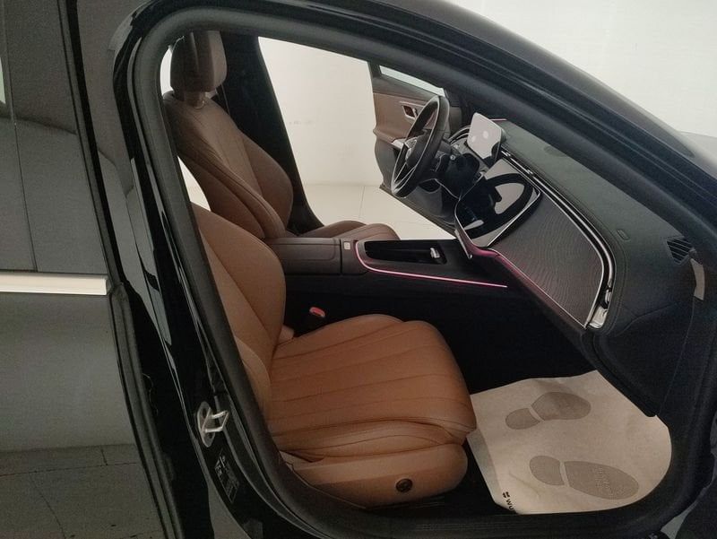 Mercedes-Benz Other 2024