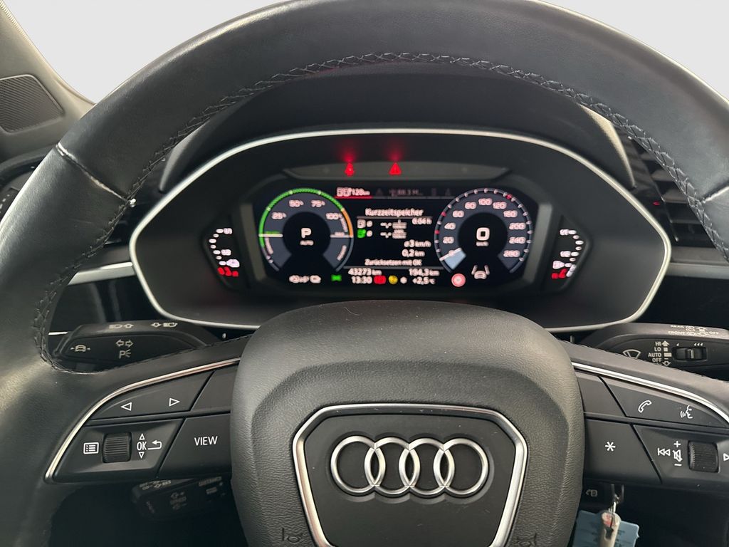 Audi Q3 2021