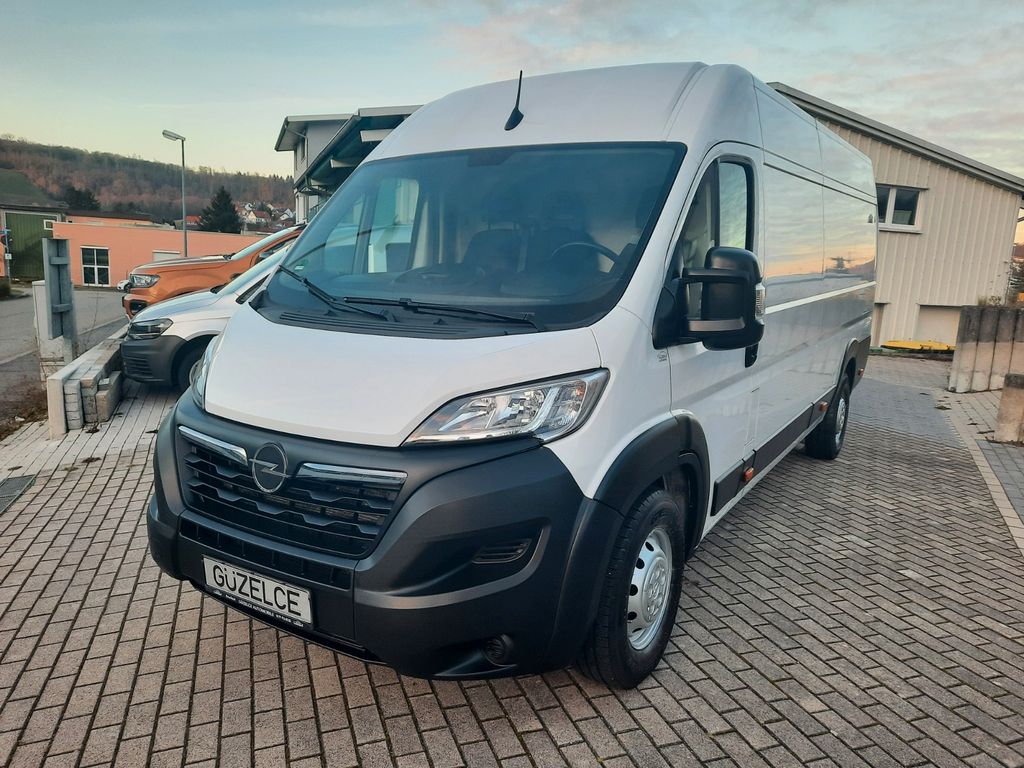 Opel Movano 2022